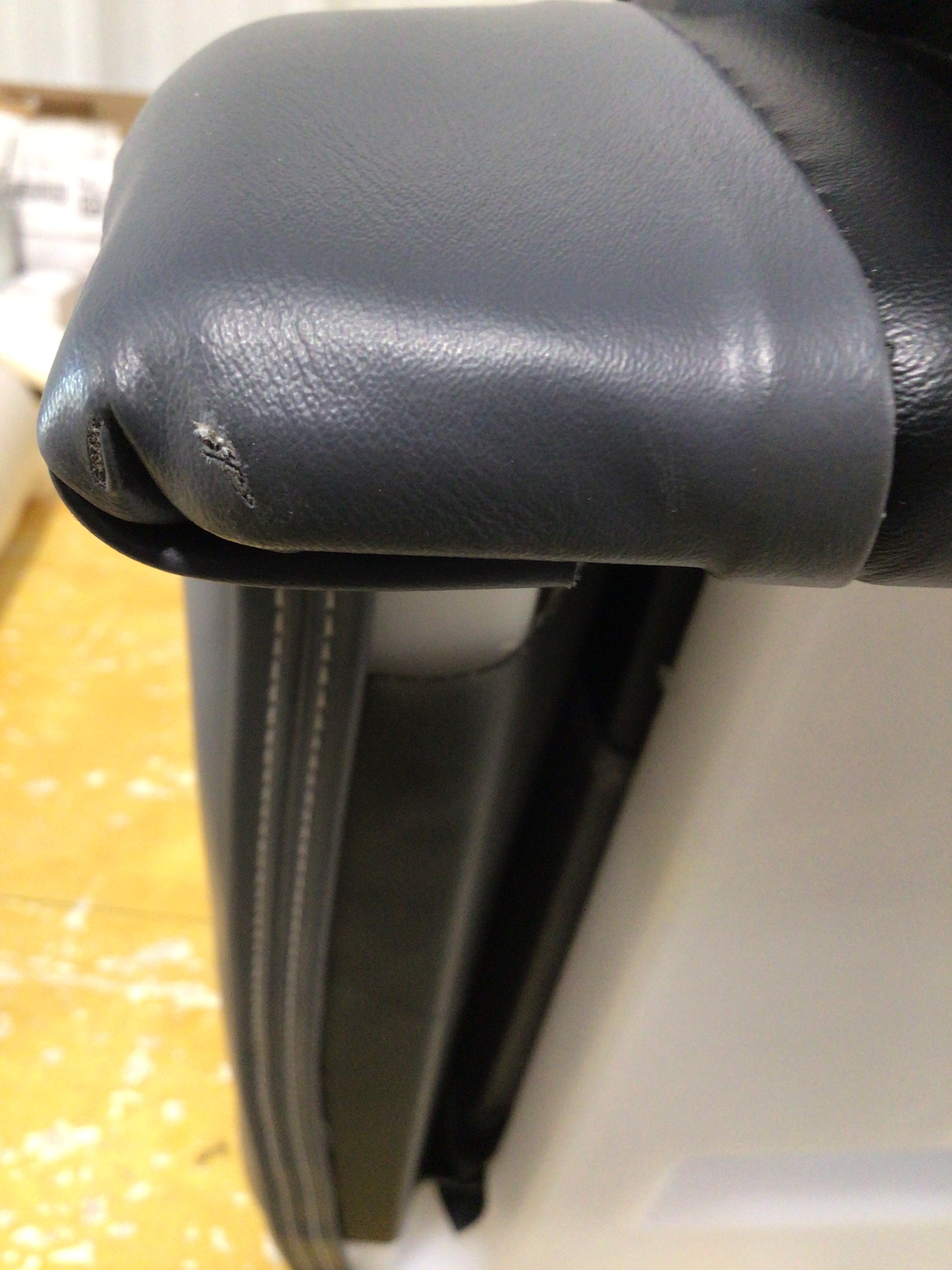 CLEARANCE ITEM CL-1470 & CL-A600 | Ranger Style Bass Boat Seats (Set) | R100-2-404