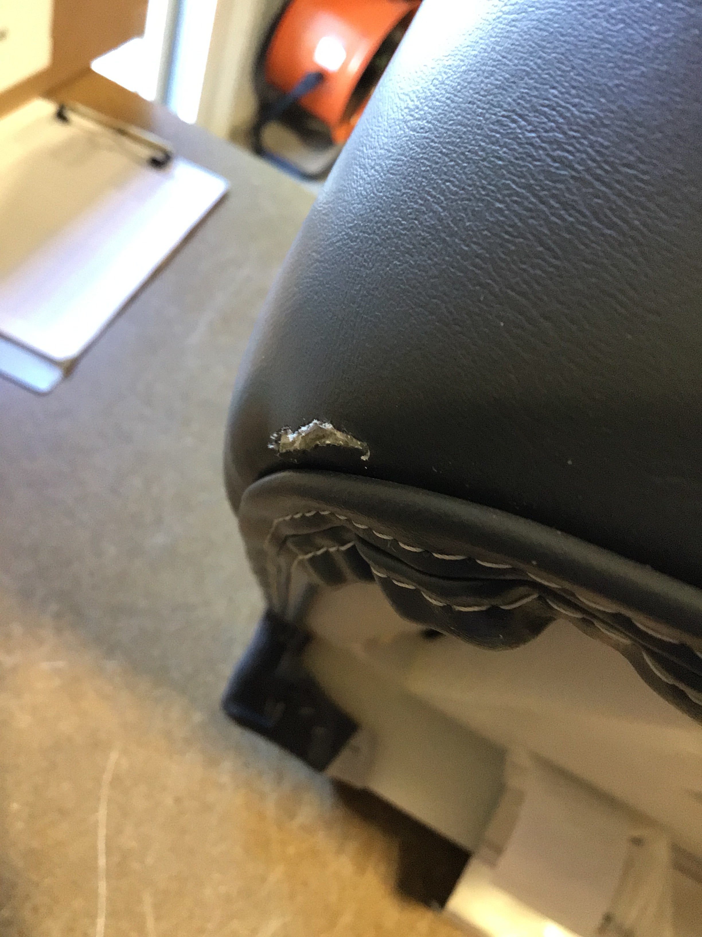 CLEARANCE ITEM CL-B077 & CL-B078 | Ranger Style Bass Boat Seats (Set) | R100-2-400