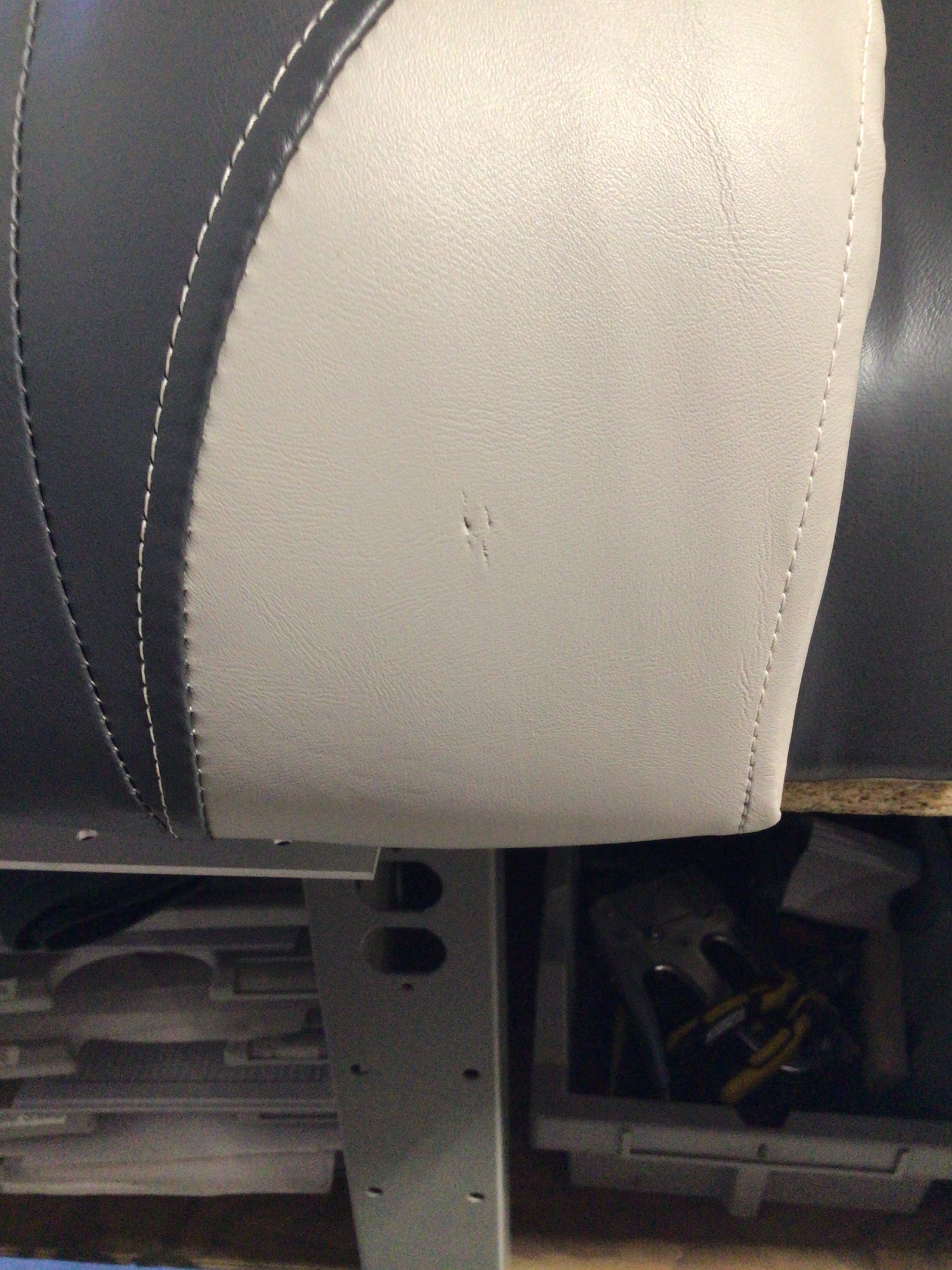 CLEARANCE ITEM CL-B077 & CL-B078 | Ranger Style Bass Boat Seats (Set) | R100-2-400