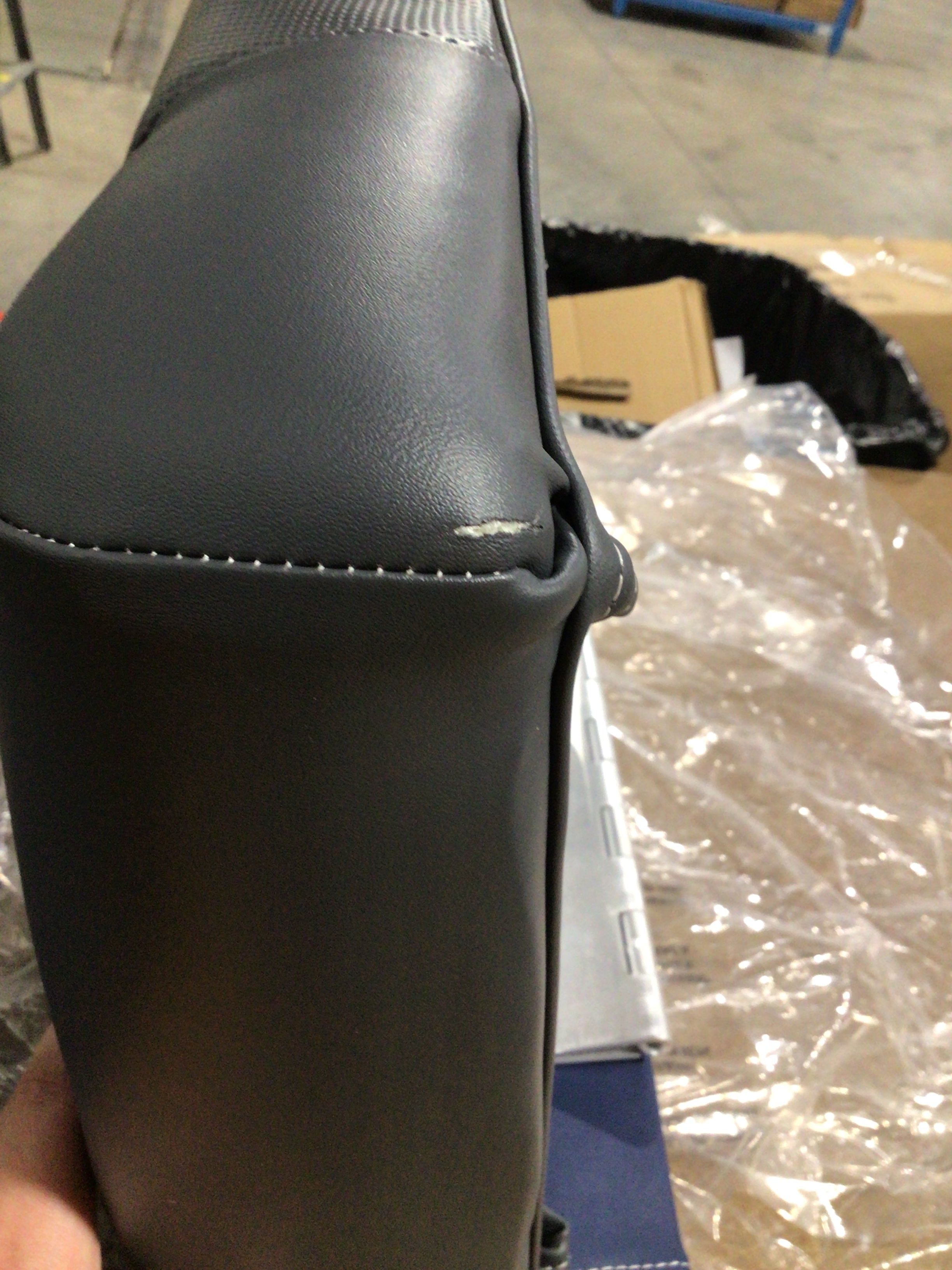 CLEARANCE ITEM CL-A946 & CL-B119 | Compact Bass Boat Seats | N100-2-402