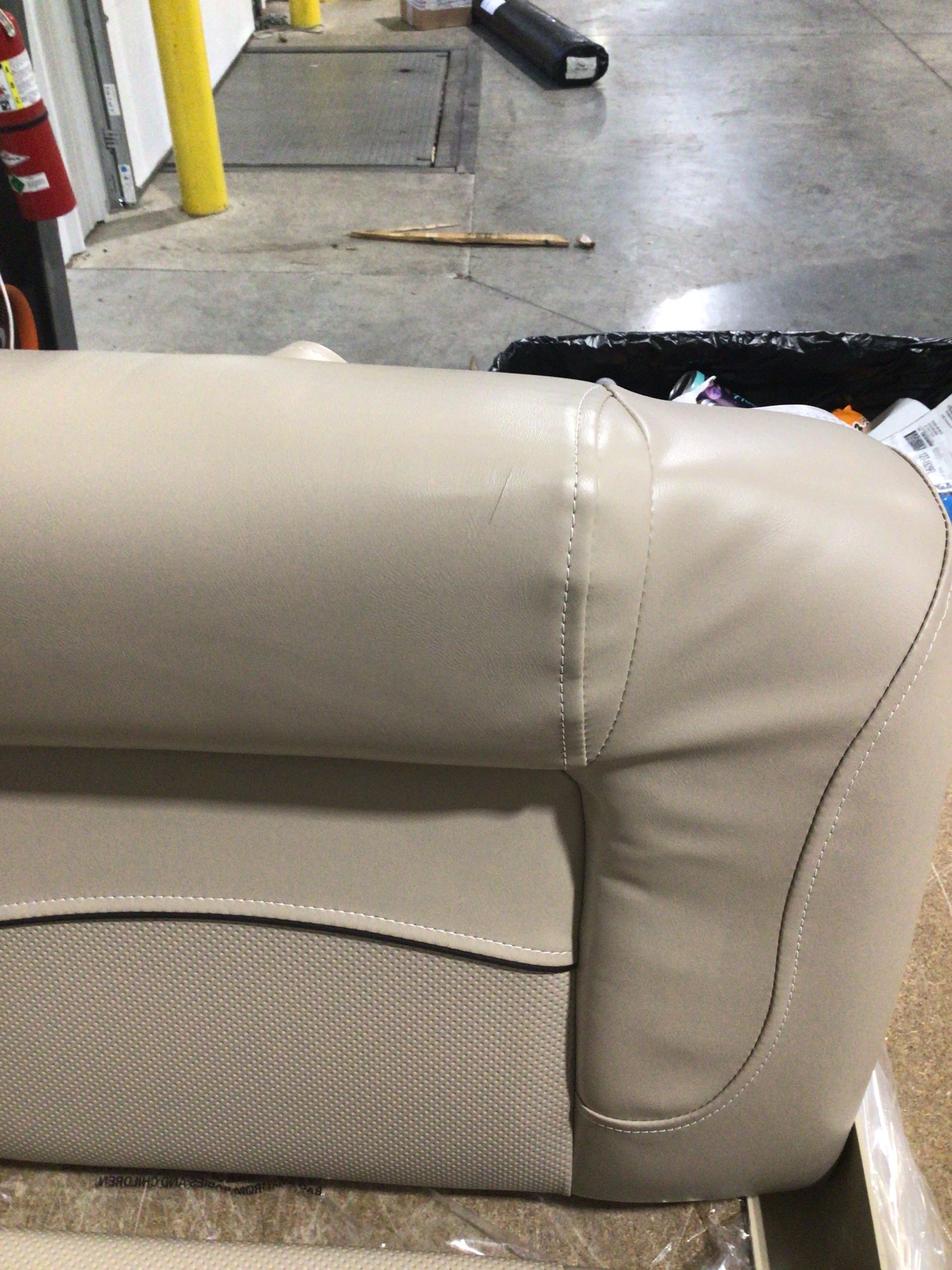 CLEARANCE ITEM CL-B185 | 24" Bass Boat Bench Seats | CS24-403