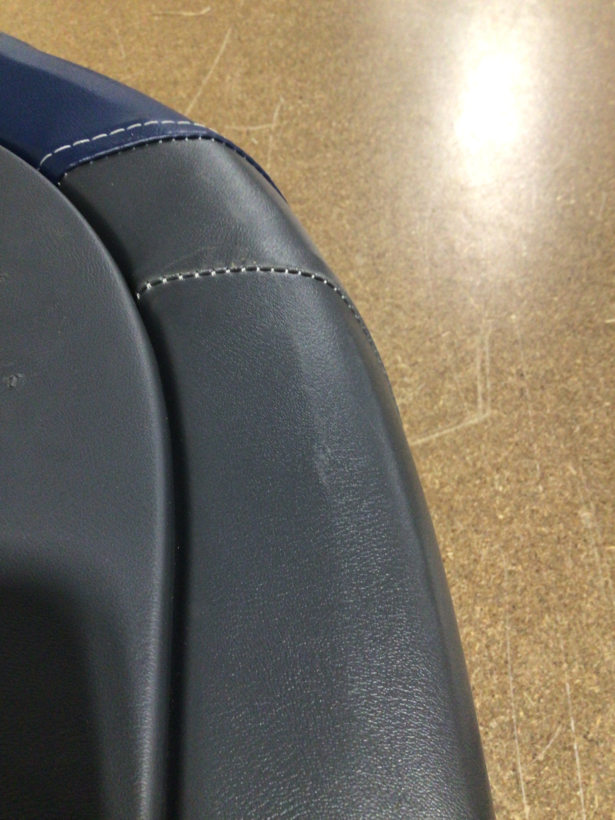 CLEARANCE ITEM CL-B186 & CL-B360 | Compact Bass Boat Seats | N100-2-402