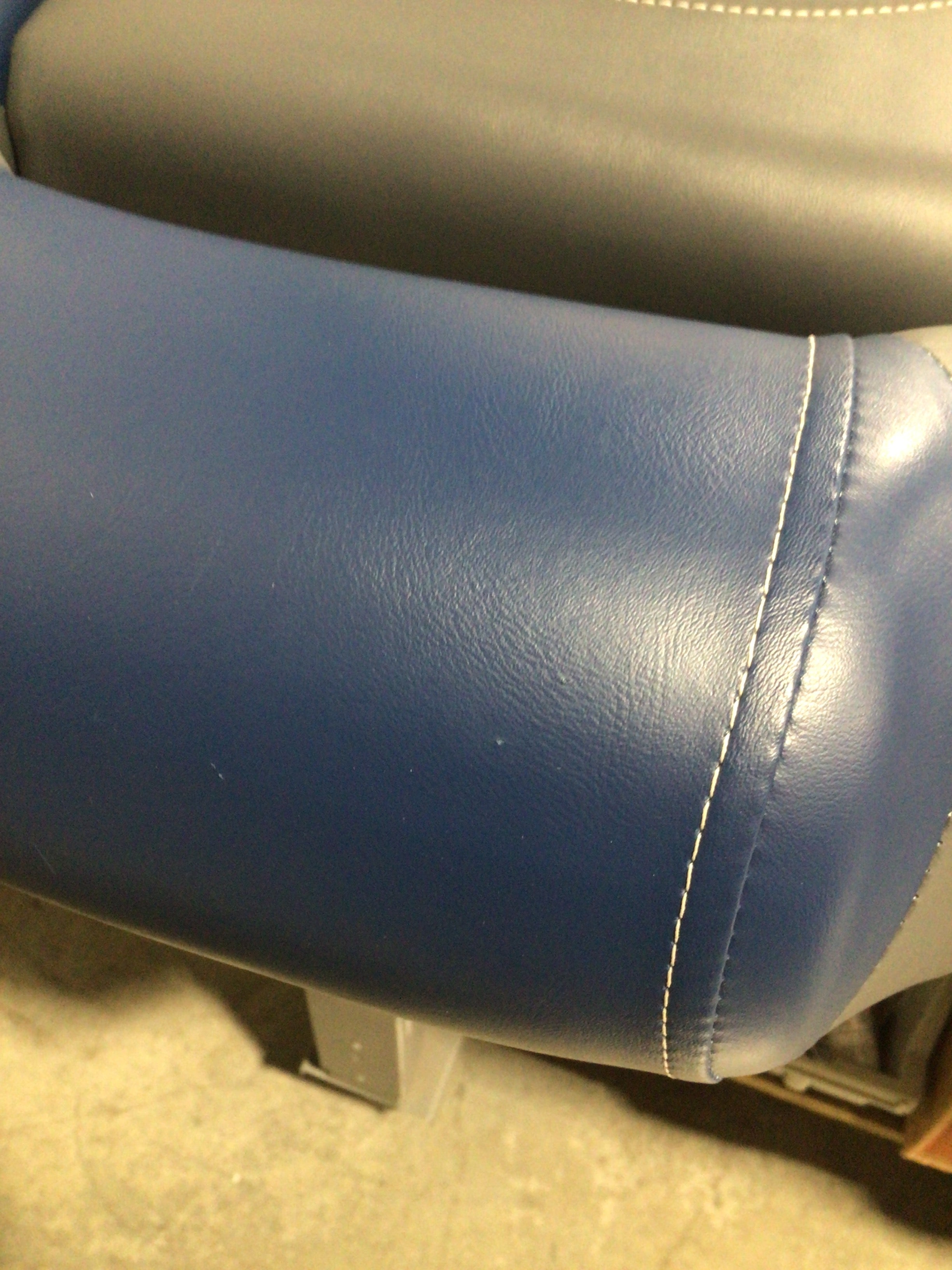 CLEARANCE ITEM CL-B317 | 4 Piece Bass Boat Seats (Set of 2) | BBS-402