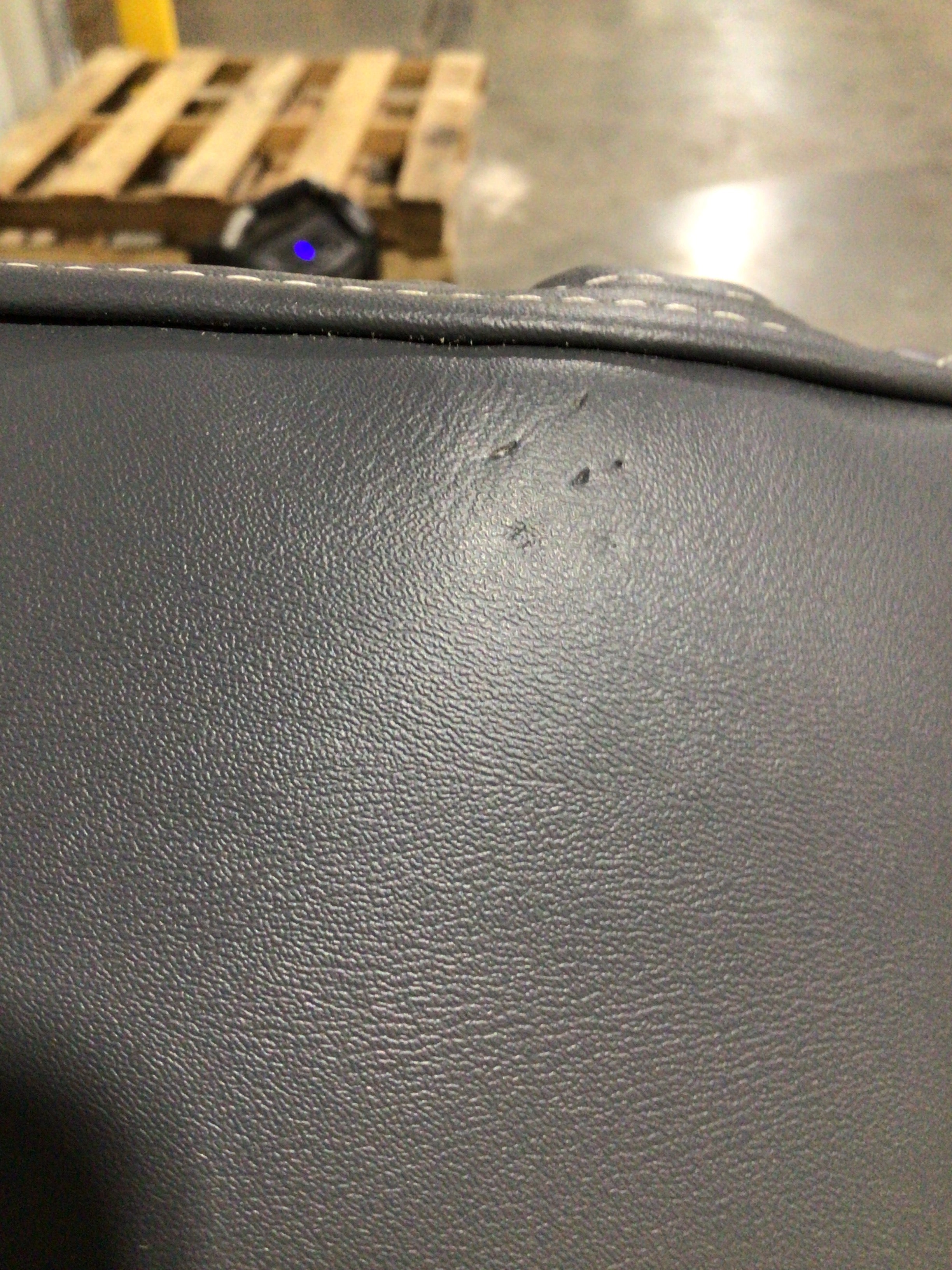 CLEARANCE ITEM CL-B466 & CL-B467 | Ranger Style Bass Boat Seats (Set) | R100-2-400