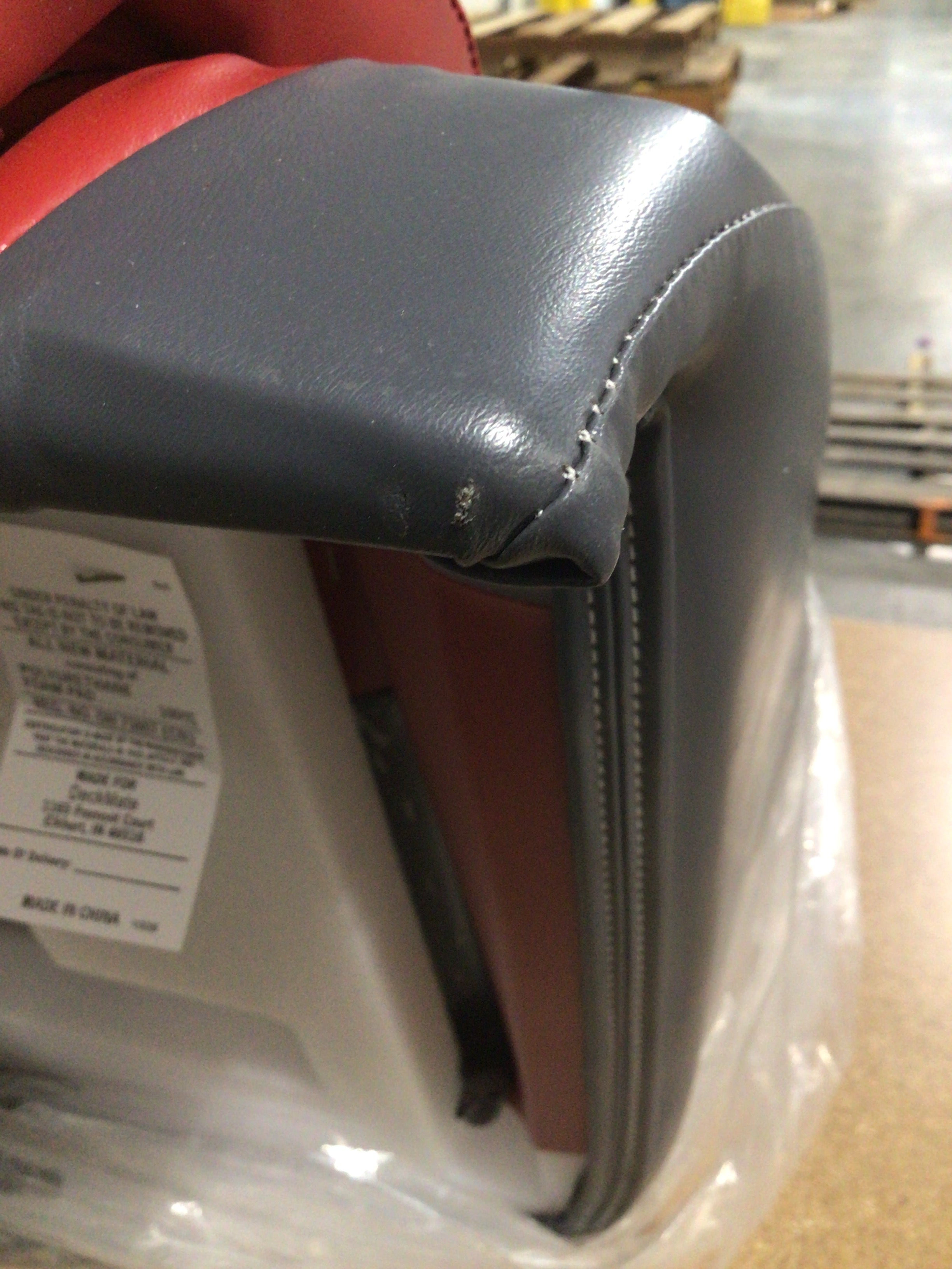 CLEARANCE ITEM CL-A269 & A665 | Ranger Style Bass Boat Seats | R100-2-401