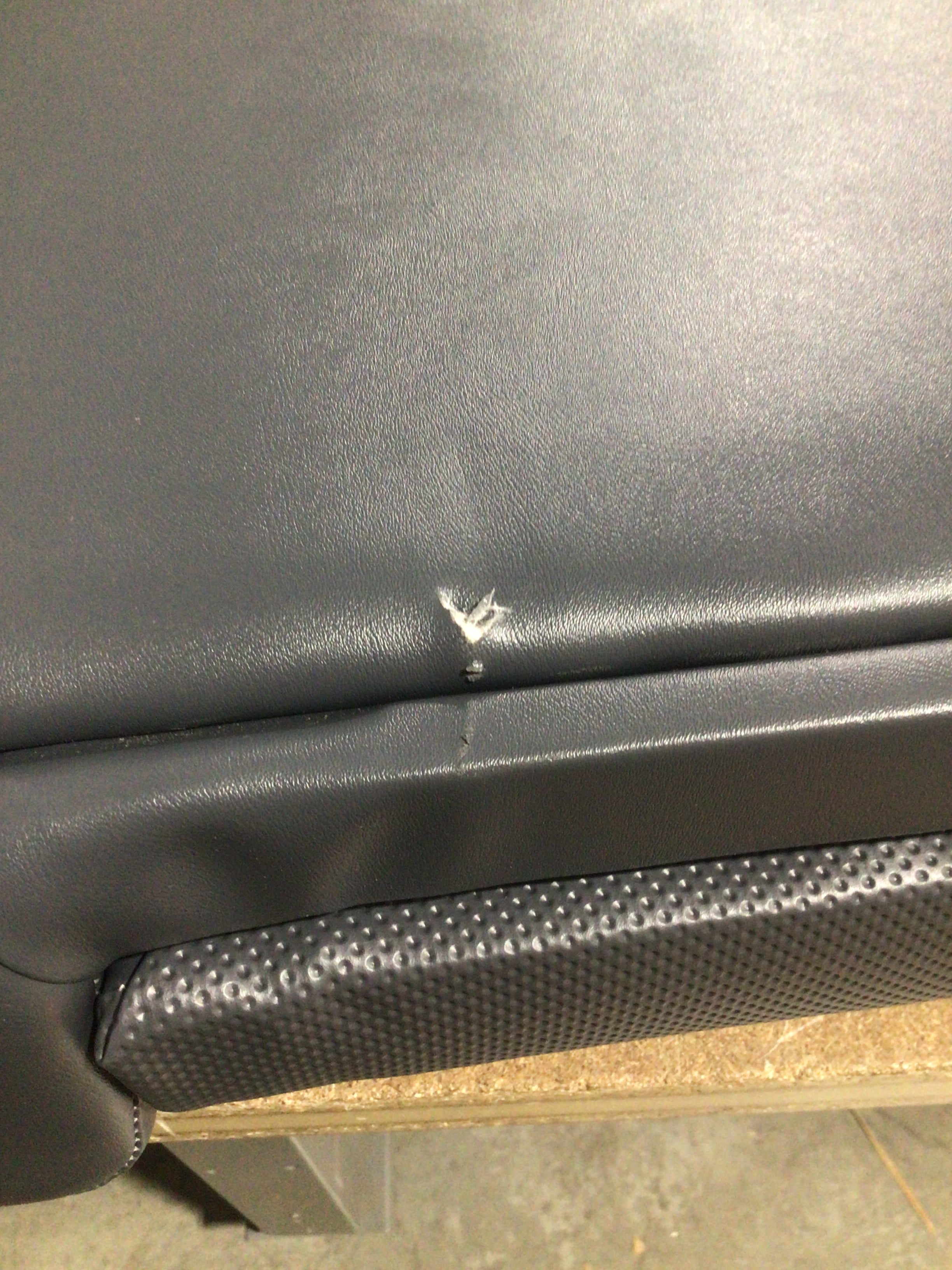 CLEARANCE ITEM CL-B564 | 4 Piece Bass Boat Seats (Set of 2) | BBS-401