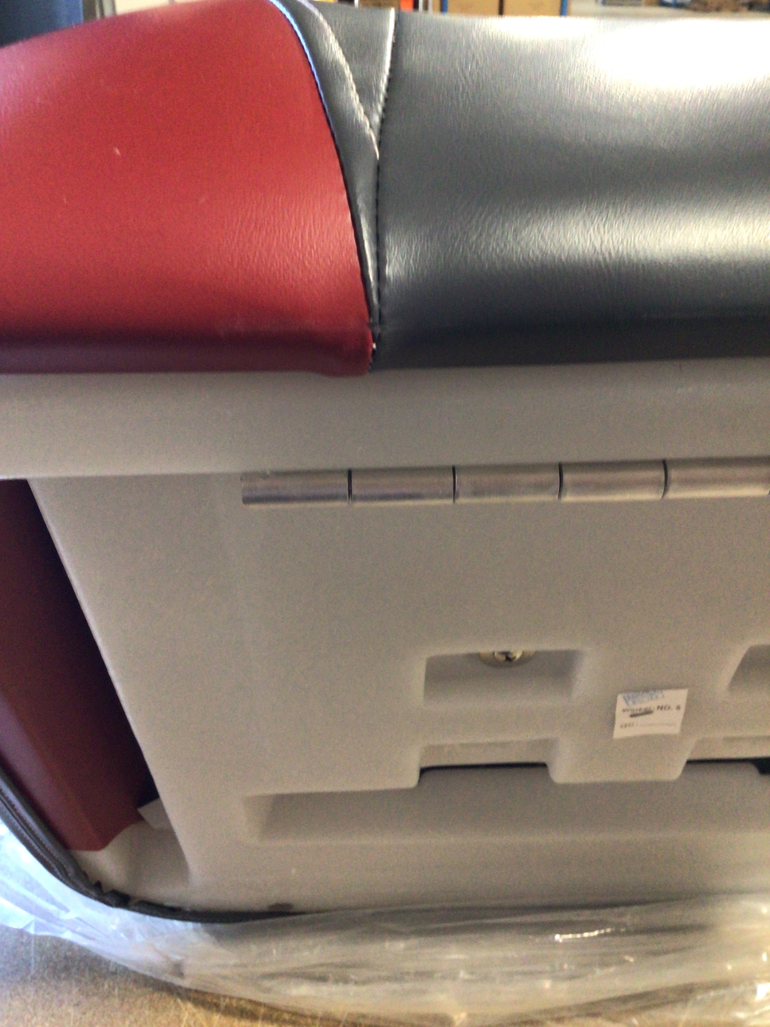 CLEARANCE ITEM CL-A055 & A056 | Ranger Style Bass Boat Seats | R100-2-401