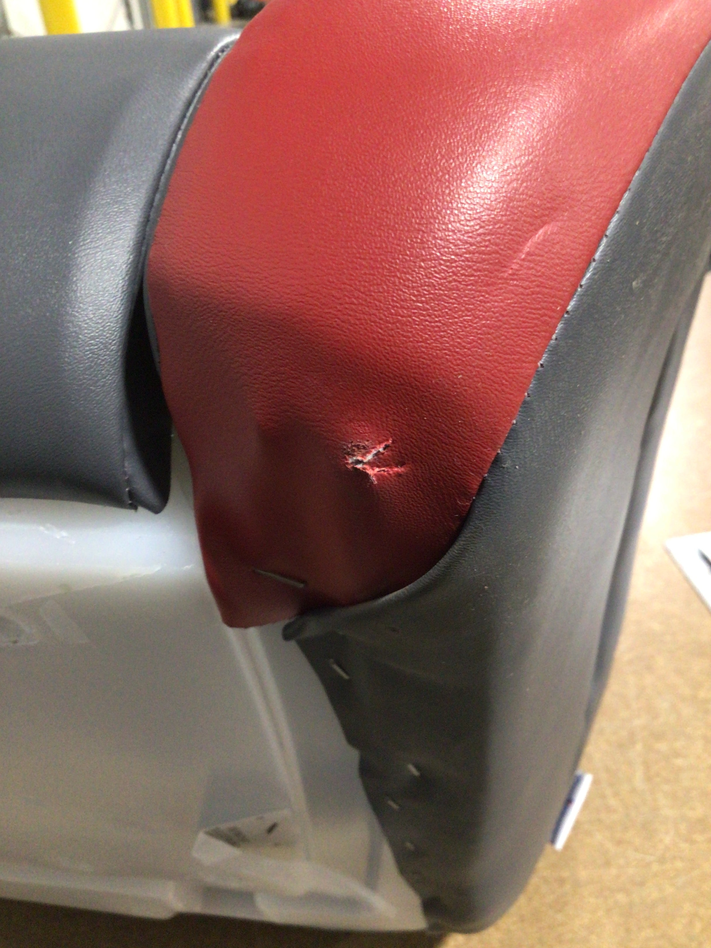 CLEARANCE ITEM CL-B109 | HIGH BACK BASS BOAT BUCKET SEATS  | L100-2-401