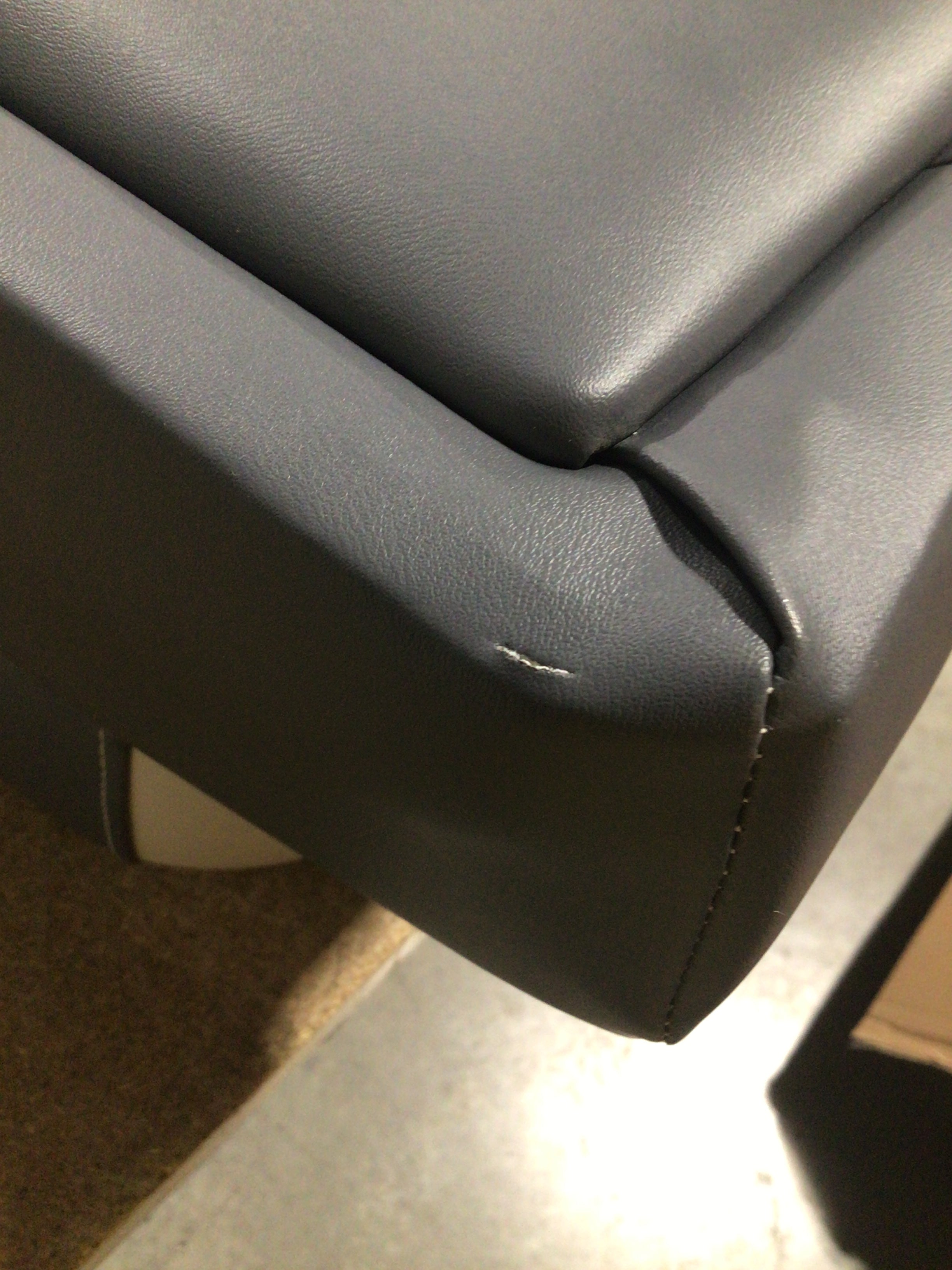 CLEARANCE ITEM CL-B209 | 4 Piece Bass Boat Seats (Set of 2) | BBS-400