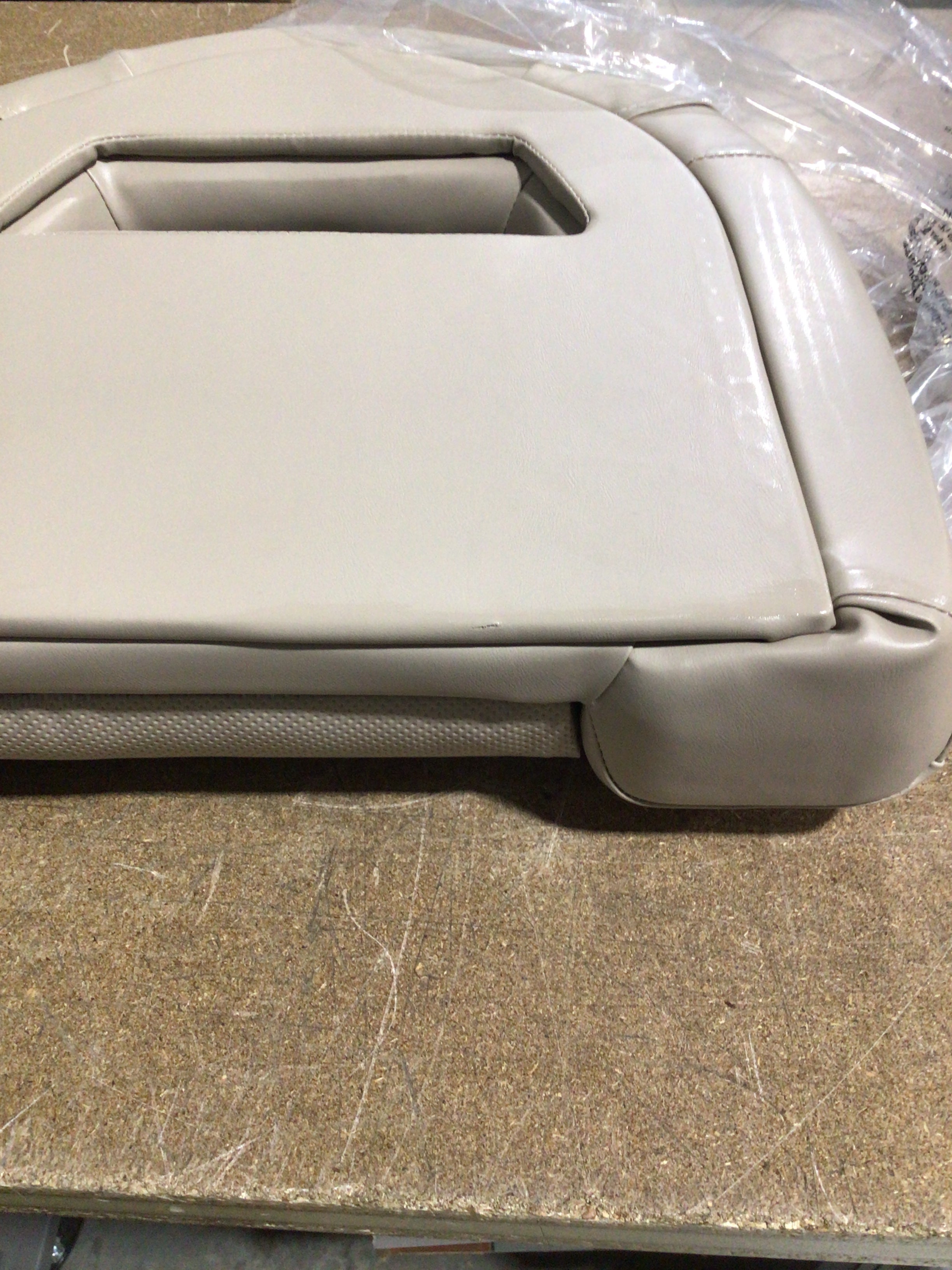 CLEARANCE ITEM CL-B381 | Compact Bass Boat Seat (SINGLE) | N100-403