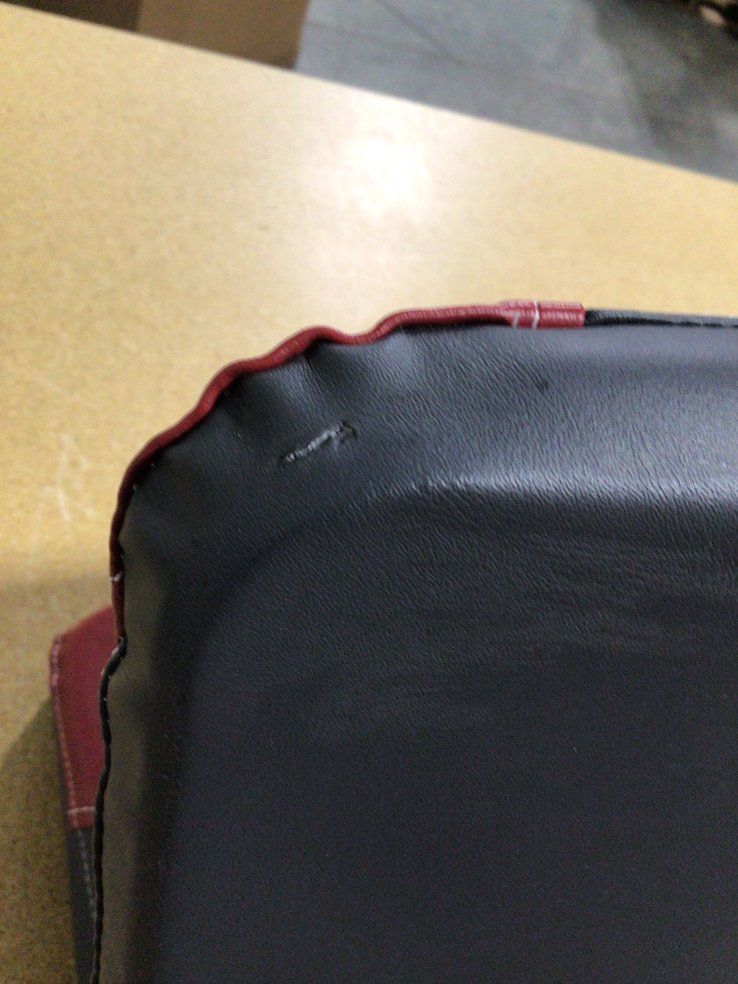 CLEARANCE ITEM CL-B502 | Compact Folding Fishing Seat | RT3-401